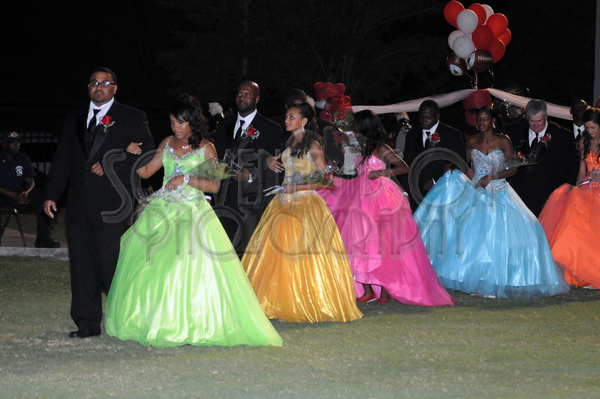 LHS Homecoming 1101.JPG - SCRIVENER 300s #1